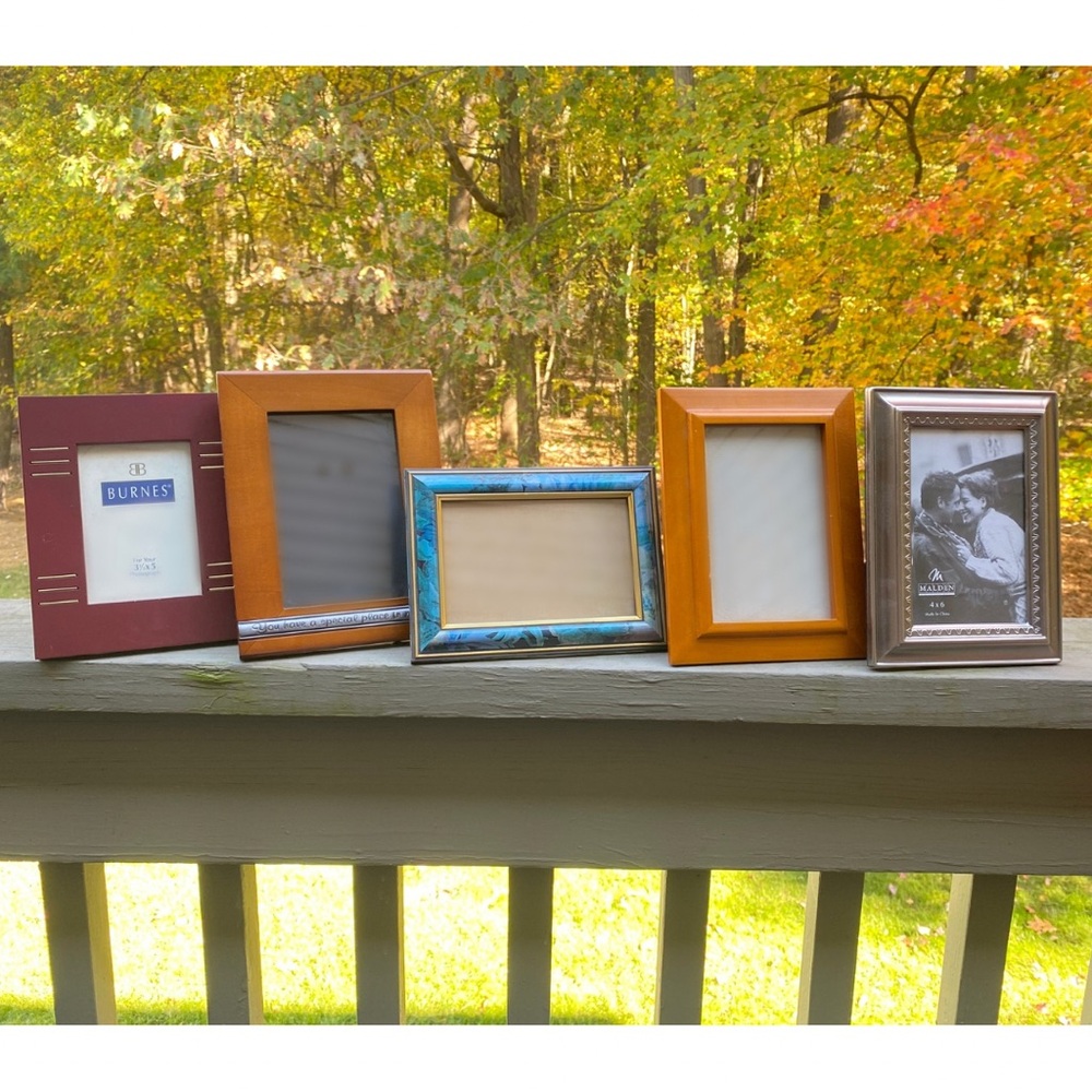 Frames (5)